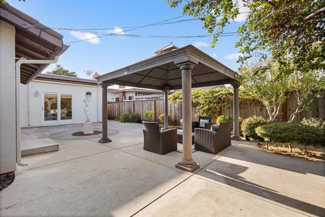 788 Mayten Tree Court, Sunnyvale CA: https://media.crmls.org/mediaz/2166c1b2-8e66-43f3-84d4-7f6fb8c74c9b.jpg