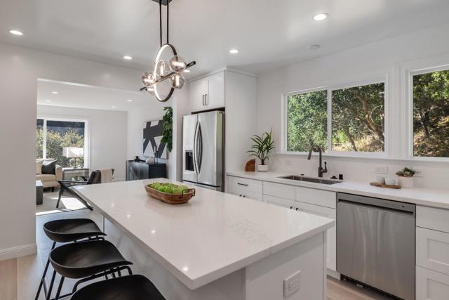 1315 Black Mountain Road, Hillsborough CA: https://media.crmls.org/mediaz/2166d01d-0430-4b4d-ab14-57021bf0408b.jpg
