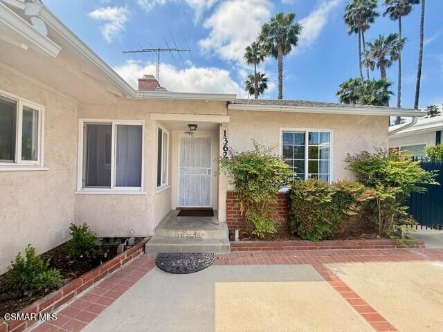 13628 Addison Street, Sherman Oaks CA: https://media.crmls.org/mediaz/21681b05-37fd-40f4-a180-626c784d69e4.jpg