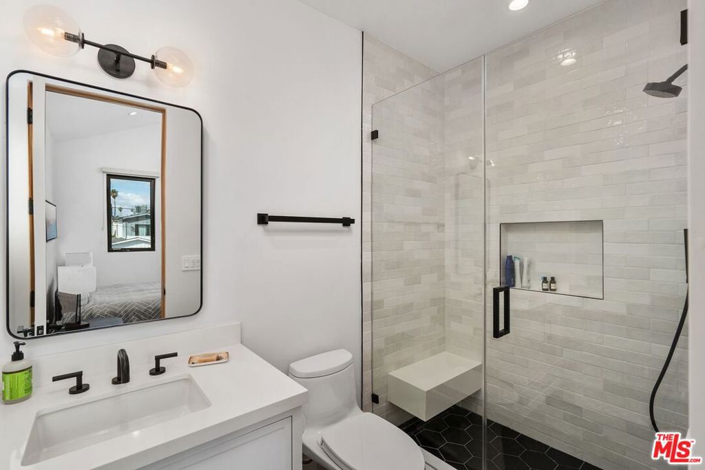 MLS #26985493 image #21