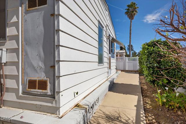 Detail Gallery Image 32 of 42 For 125 Frost Cir #125,  Ventura,  CA 93003 - 2 Beds | 2 Baths