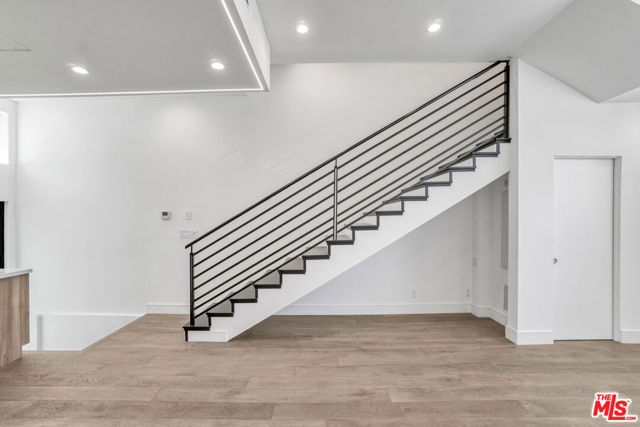 1445 1/4 N Martel Avenue, Los Angeles CA: https://media.crmls.org/mediaz/216a11ea-b7b7-4d80-b064-c7c417a32836.jpg