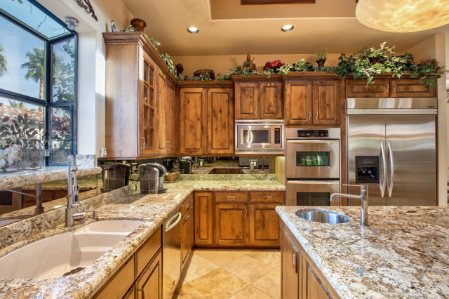 77170 Casa Del Sol, La Quinta CA: https://media.crmls.org/mediaz/216b0bde-d703-4f27-aae6-663f10a432ba.jpg