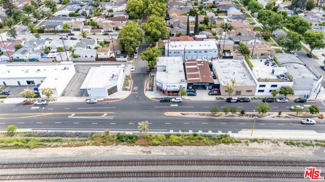 5940 San Fernando Road, Glendale CA: https://media.crmls.org/mediaz/216b7ad5-c027-4769-9aa2-93d325803bd6.jpg