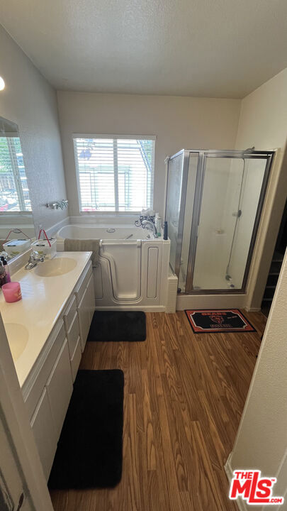 1751 W Avenue H5, Lancaster CA: https://media.crmls.org/mediaz/216c7ab2-5311-41ef-9e59-9bfd08952e70.jpg
