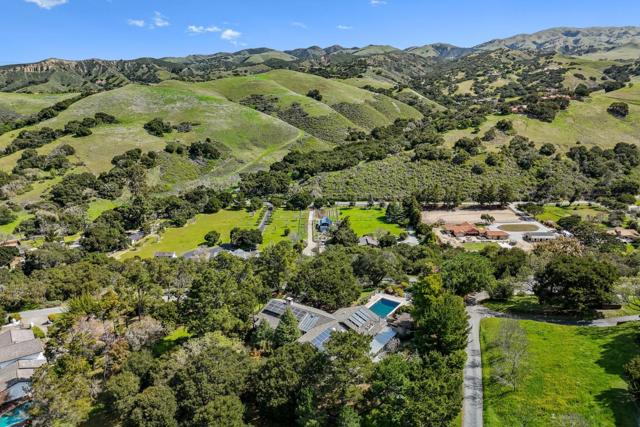 17 Calera Canyon Road,  CA: https://media.crmls.org/mediaz/216cb9b6-cb3d-4c42-8724-95b381698346.jpg