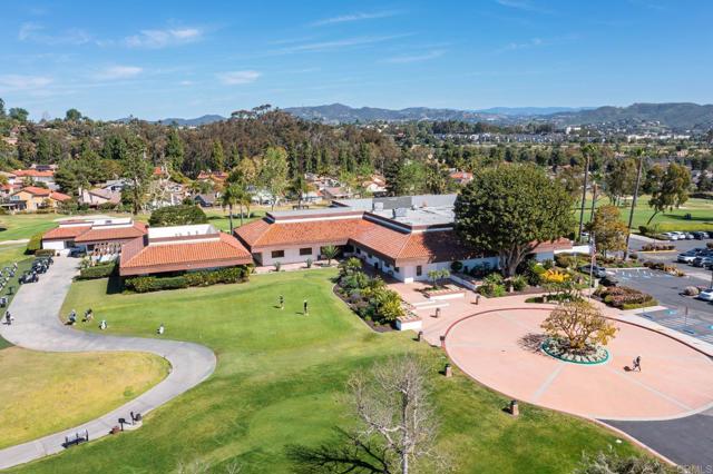 Detail Gallery Image 40 of 43 For 1015 Gleneagles Pl, Vista,  CA 92081 - 2 Beds | 2 Baths