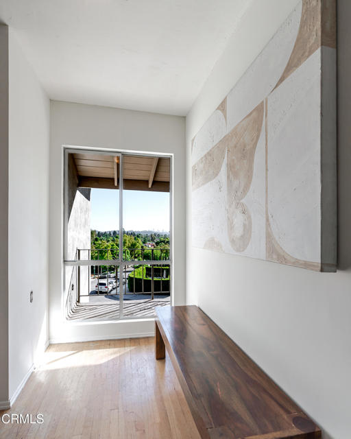 Detail Gallery Image 29 of 57 For 817 E Mountain St, Glendale,  CA 91207 - 5 Beds | 4/1 Baths