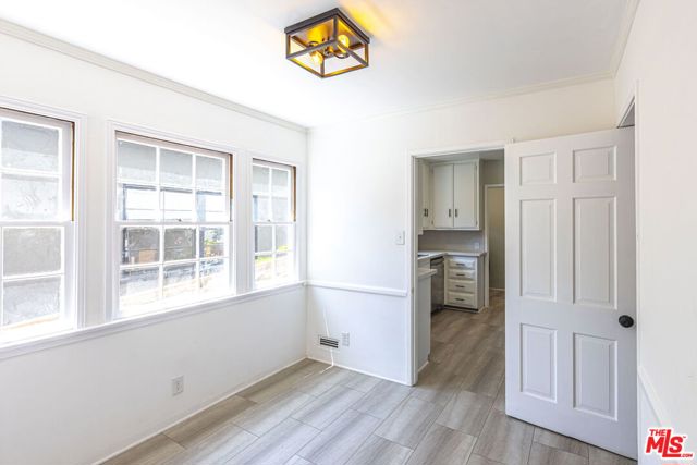 2547 Canyon Drive, Los Angeles CA: https://media.crmls.org/mediaz/21710666-a662-47f6-a937-32522eaa99fe.jpg