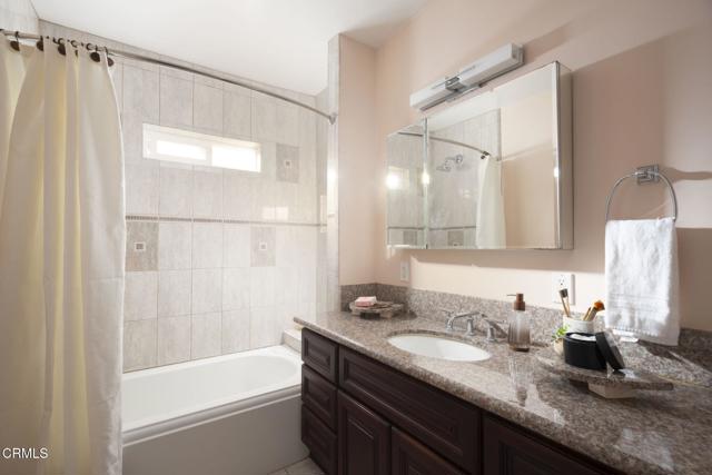 Detail Gallery Image 25 of 41 For 1896 E Mountain St, Pasadena,  CA 91104 - 4 Beds | 2/1 Baths