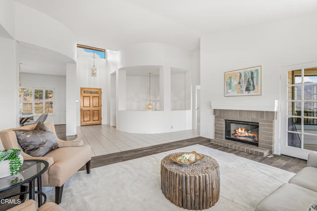 800 Manor Ridge Road, Santa Paula CA: https://media.crmls.org/mediaz/21768802-45bd-4350-9c1c-ebb6bf29b098.jpg