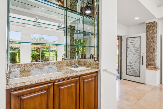 801 Deer Haven Circle, Palm Desert, CA 92211
