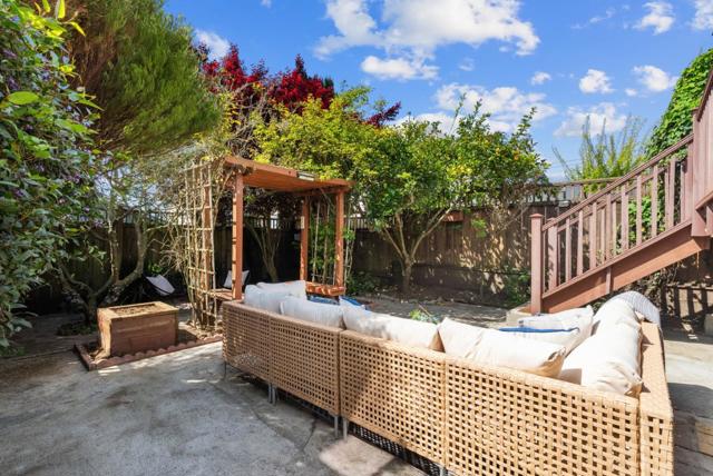 518 Price Street, Daly City CA: https://media.crmls.org/mediaz/2178253b-7153-4b00-997c-7996ad1cb505.jpg