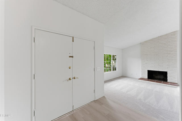 Detail Gallery Image 11 of 48 For 6397 Loma Vista Rd, Ventura,  CA 93003 - 4 Beds | 2/1 Baths