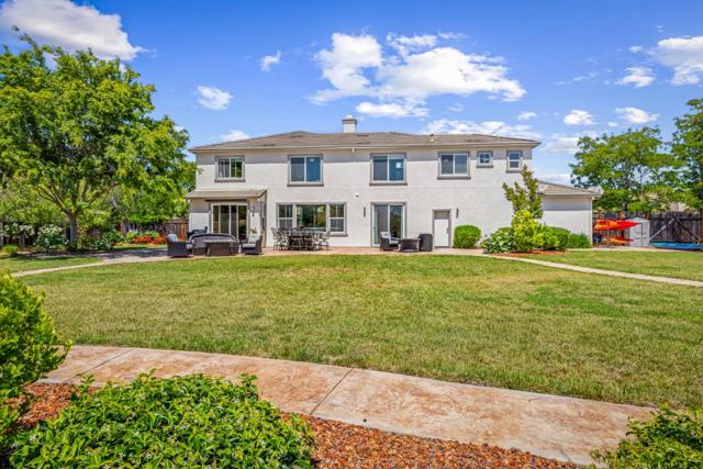 531 Via Vaquero Sur, San Juan Bautista CA: https://media.crmls.org/mediaz/2178ccef-8894-41d0-9766-b0604eda4cba.jpg
