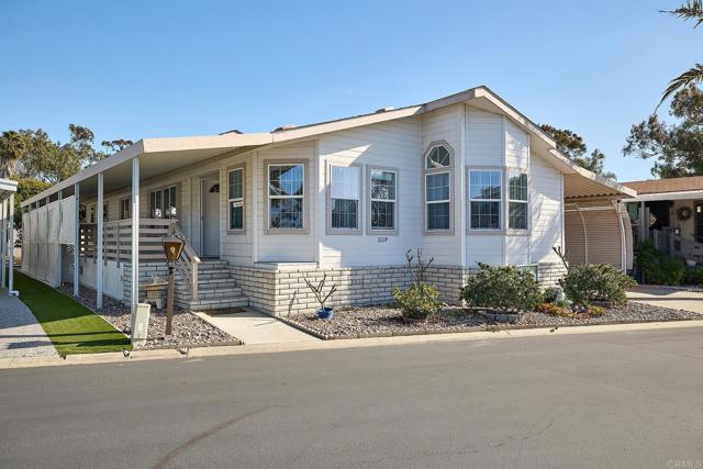 Detail Gallery Image 1 of 1 For 3339 Don Tomaso Dr, Carlsbad,  CA 92010 - 3 Beds | 2 Baths