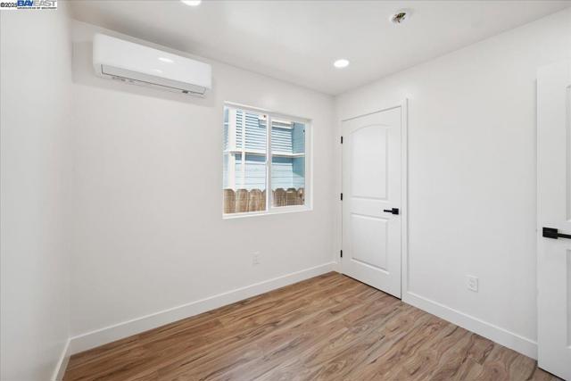 917 Channing Way, Berkeley CA: https://media.crmls.org/mediaz/21794fbf-ab68-4492-b671-e36bd87044b7.jpg