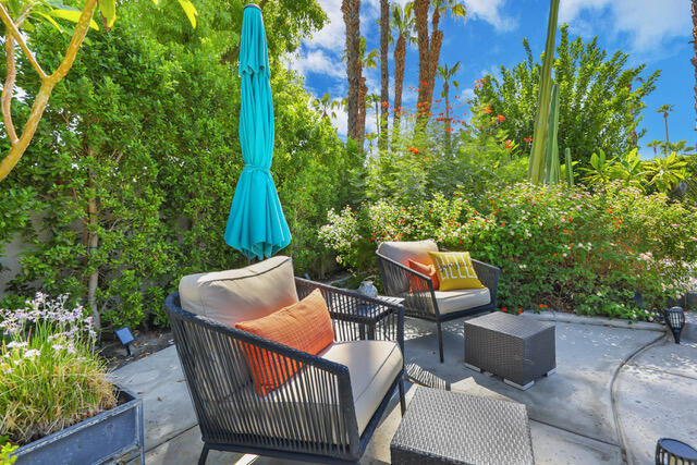 58 Sutton Place E, Palm Desert, CA 92211