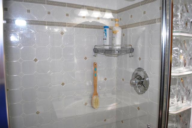 5150 Abuela Dr, San Diego CA: https://media.crmls.org/mediaz/217b1398-9d0b-4ea7-9fd7-d19e3f31fcdc.jpg