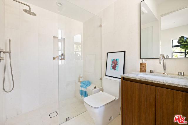 8732 Rangely Avenue, West Hollywood CA: https://media.crmls.org/mediaz/217bc15e-6f6e-46c6-b3d9-f556323faae2.jpg
