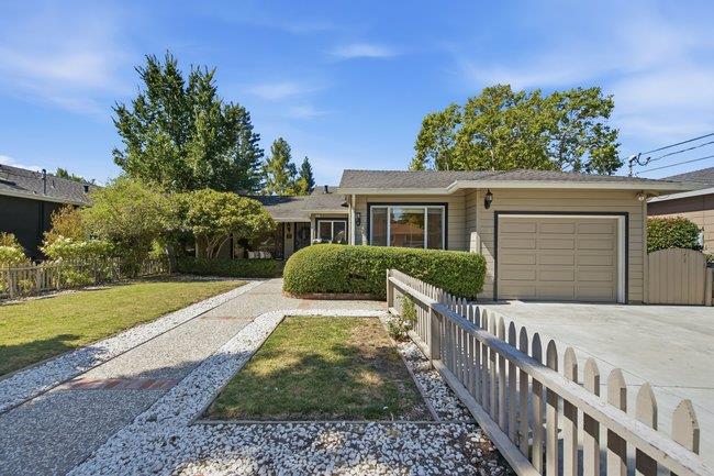 312 E Oakwood Boulevard