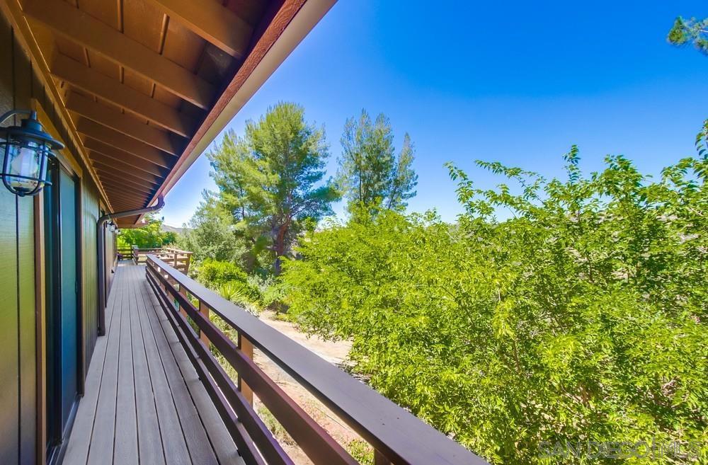 MLS #250035021SD image #39