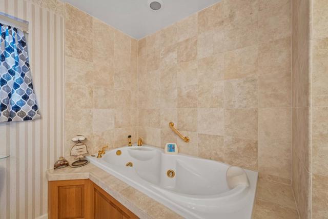 346 Kingsbury Drive, Aptos CA: https://media.crmls.org/mediaz/217cedd9-95cb-4b01-a981-6536960b3c35.jpg