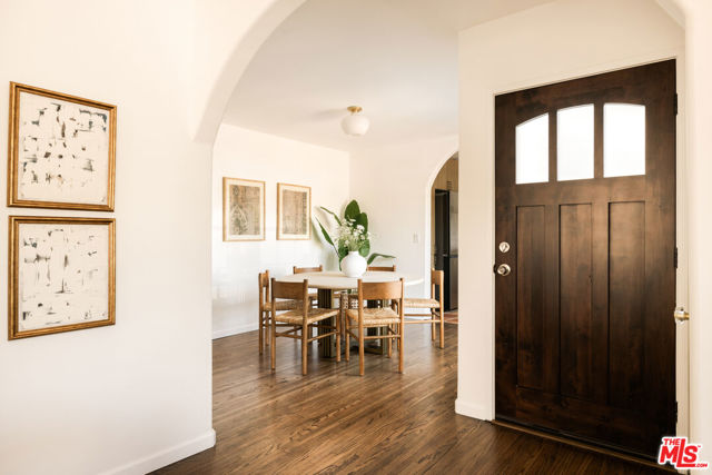 2426 W Avenue 30, Los Angeles CA: https://media.crmls.org/mediaz/217d0985-c123-4f73-a92f-1bc69c88c30f.jpg