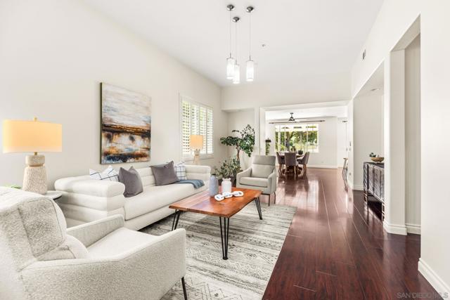 3083 Sprucewood Ln, Escondido CA: https://media.crmls.org/mediaz/217d44f9-fd2a-4d10-8c46-642c974f9e33.jpg