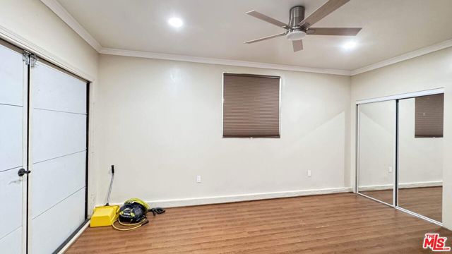 7516 Oakdale Avenue, Winnetka CA: https://media.crmls.org/mediaz/217d74f7-e4f2-4285-a2e1-9b1917577f24.jpg