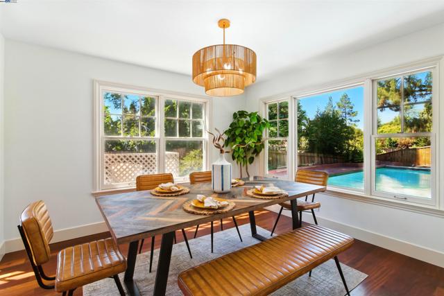 2673 Velvet Way, Walnut Creek CA: https://media.crmls.org/mediaz/217e0159-20b3-4154-b266-86b868eef454.jpg