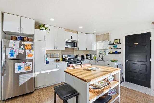 6431 37 Madrone Ave, San Diego CA: https://media.crmls.org/mediaz/217e47ef-7089-4430-b277-f84842d47aef.jpg