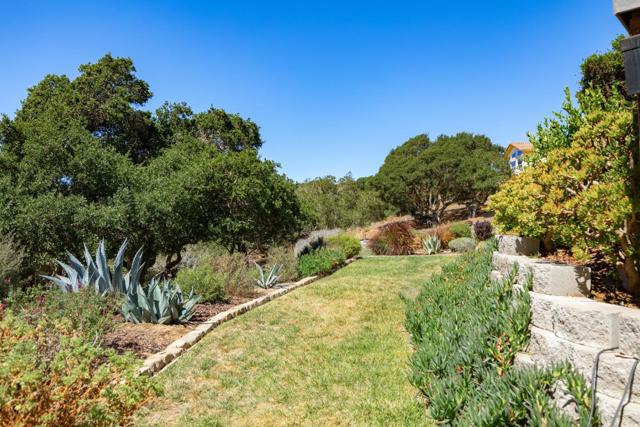 18530 Berta Ridge Place, Salinas CA: https://media.crmls.org/mediaz/217ed0ed-8b42-4784-812a-f3b32f3c357f.jpg