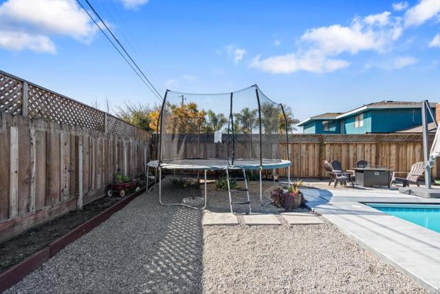 1231 Westward Drive, Hollister CA: https://media.crmls.org/mediaz/217f14ac-98f9-4204-a5de-390cc106ca8e.jpg