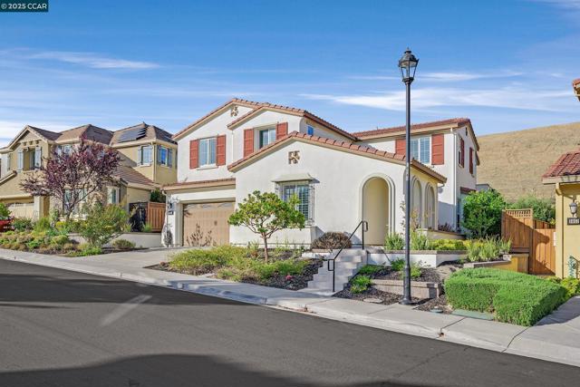 5057 Volterra Ct, Dublin CA: https://media.crmls.org/mediaz/217f3bda-34b7-4c8a-a5d5-9745d45a63a2.jpg