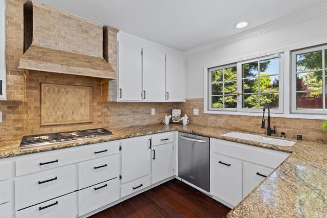 6192 Franciscan Way, San Jose CA: https://media.crmls.org/mediaz/218045dc-e778-4e58-bfd7-34f759cf5e76.jpg