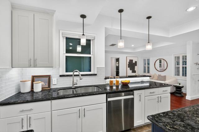 543 Toft Street, Mountain View CA: https://media.crmls.org/mediaz/21804f30-9394-4c5f-a449-177bb29abd2b.jpg