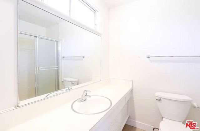 12958 Valleyheart Drive, Studio City CA: https://media.crmls.org/mediaz/218126be-5949-44b5-9706-a66750e4f021.jpg