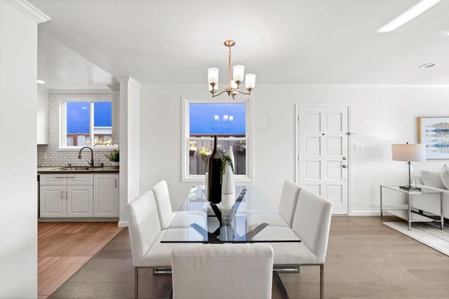 751 Skyline Drive, Daly City CA: https://media.crmls.org/mediaz/21816bf7-1755-4b06-9c85-82dd254ab4f6.jpg