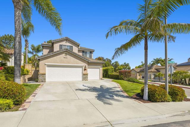 1266 Mariposa Rd, Carlsbad CA: https://media.crmls.org/mediaz/21844732-cfb8-4ee6-a640-0919aaa95c9f.jpg