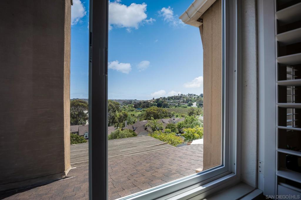 MLS #250036351SD img 24