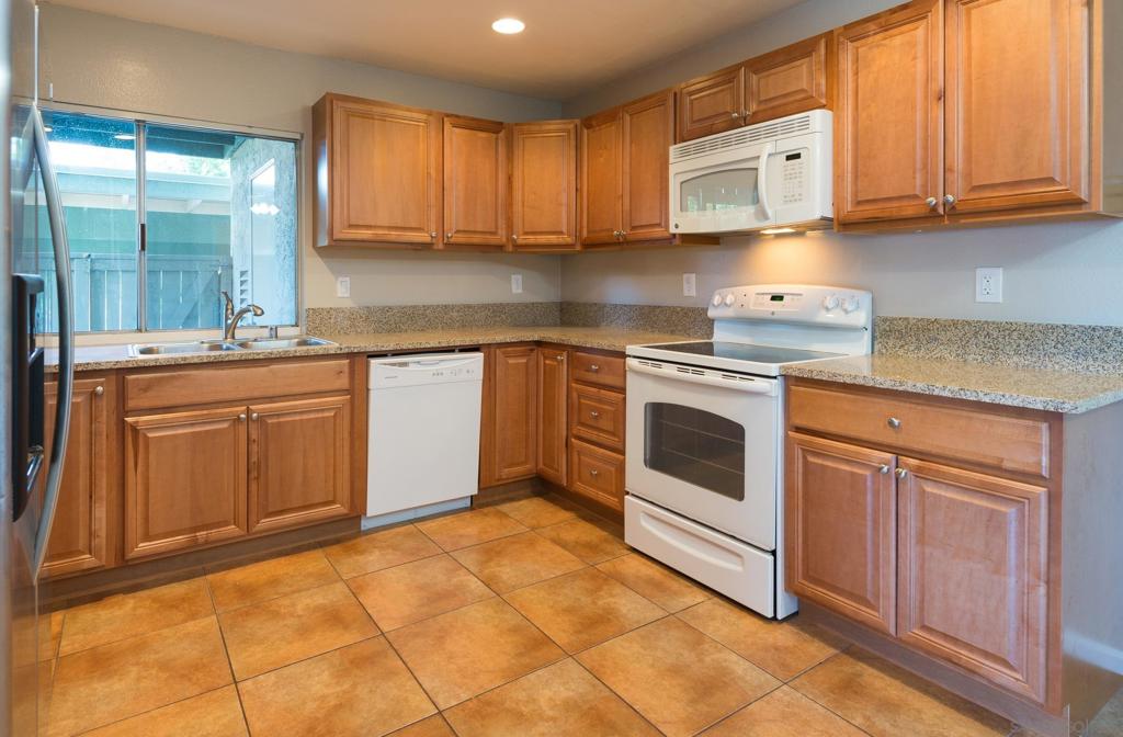 9533 Caminito Toga - photo 12