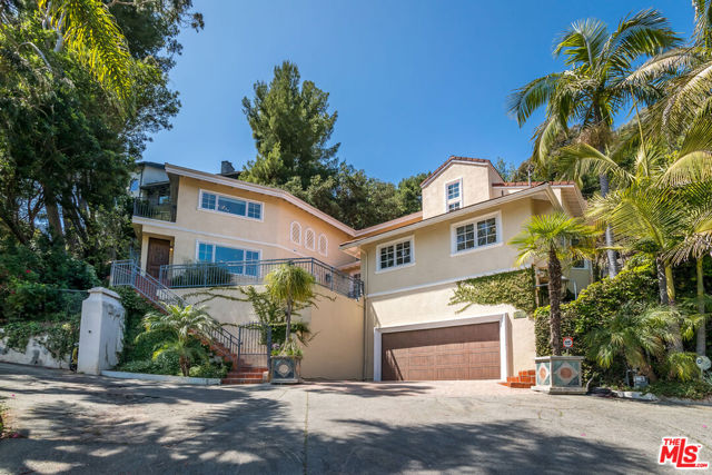 941 N Norman Place, Los Angeles CA: https://media.crmls.org/mediaz/21861b50-3e78-4bd3-a776-c33af5164966.jpg
