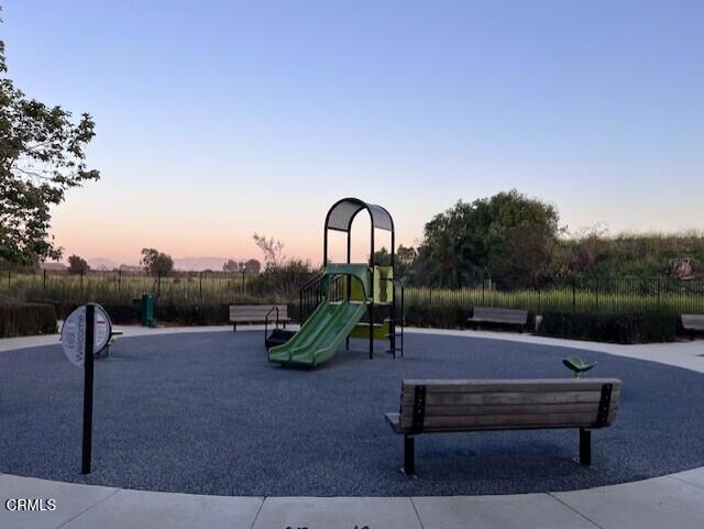 Detail Gallery Image 27 of 28 For 10598 Sunflower St, Ventura,  CA 93004 - 4 Beds | 2/1 Baths