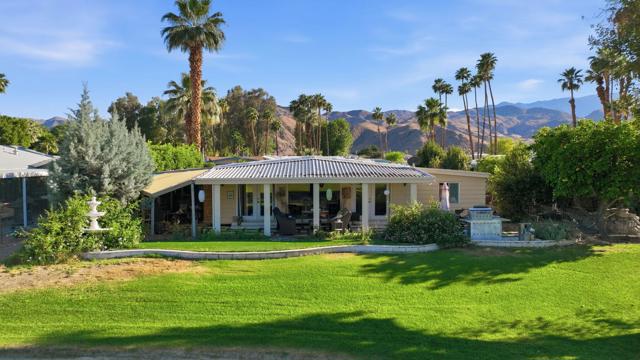 206 Marisma Way, Cathedral City CA: https://media.crmls.org/mediaz/218676bc-55d5-49e5-8ef3-22bd51b83a1b.jpg