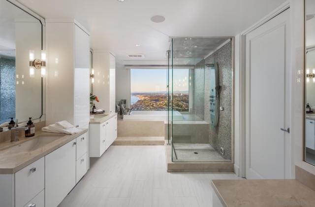 Image 21 of 50 For 2032 Via Casa Alta