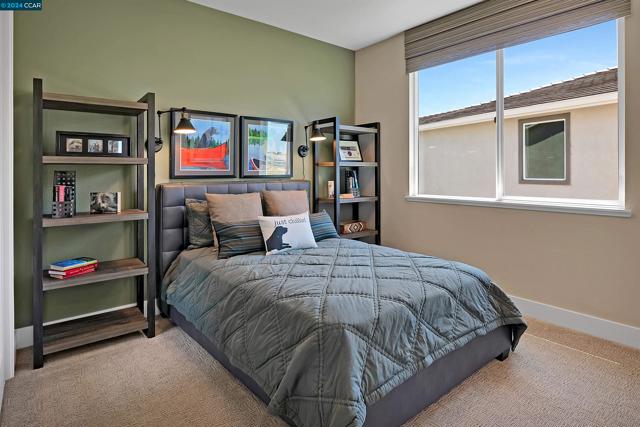 Image 11 of 22 For 16132 Escalade Ct
