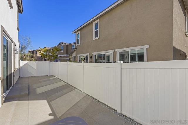 Image 35 of 40 For 40486 Melrose Dr