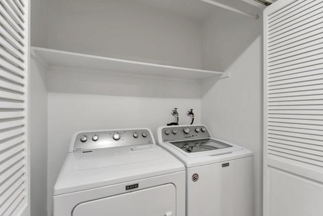 3668 Stoneglen S, Richmond CA: https://media.crmls.org/mediaz/21890c56-781b-41a1-9177-547edfe01a8d.jpg
