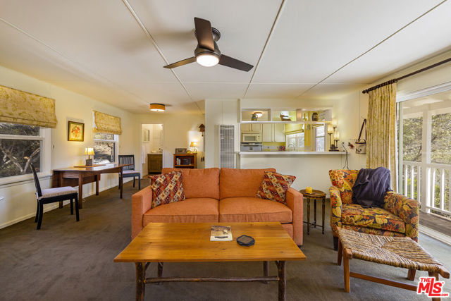 29433 Highway 33 Highway, Maricopa CA: https://media.crmls.org/mediaz/21891475-0653-459b-b2fb-8e65ffdf97e1.jpg